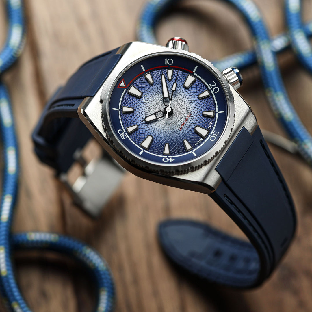 Edward Christopher custom mechanical watch – Manta model in royal blue