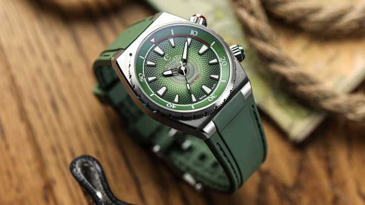 Edward Christopher custom mechanical watch – Manta model in forest green