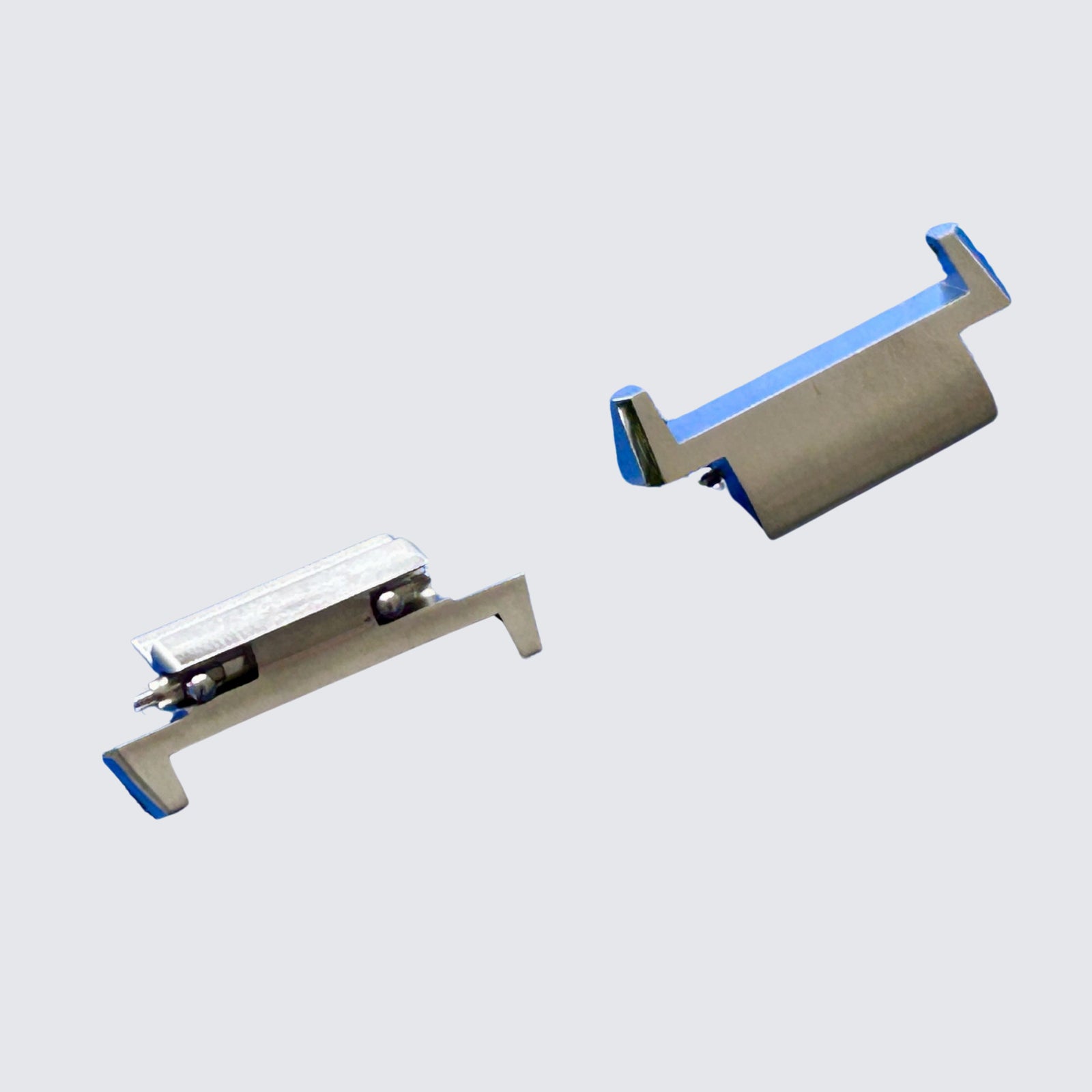 Edward Christopher custom mechanical watch strap adapters - Manta model