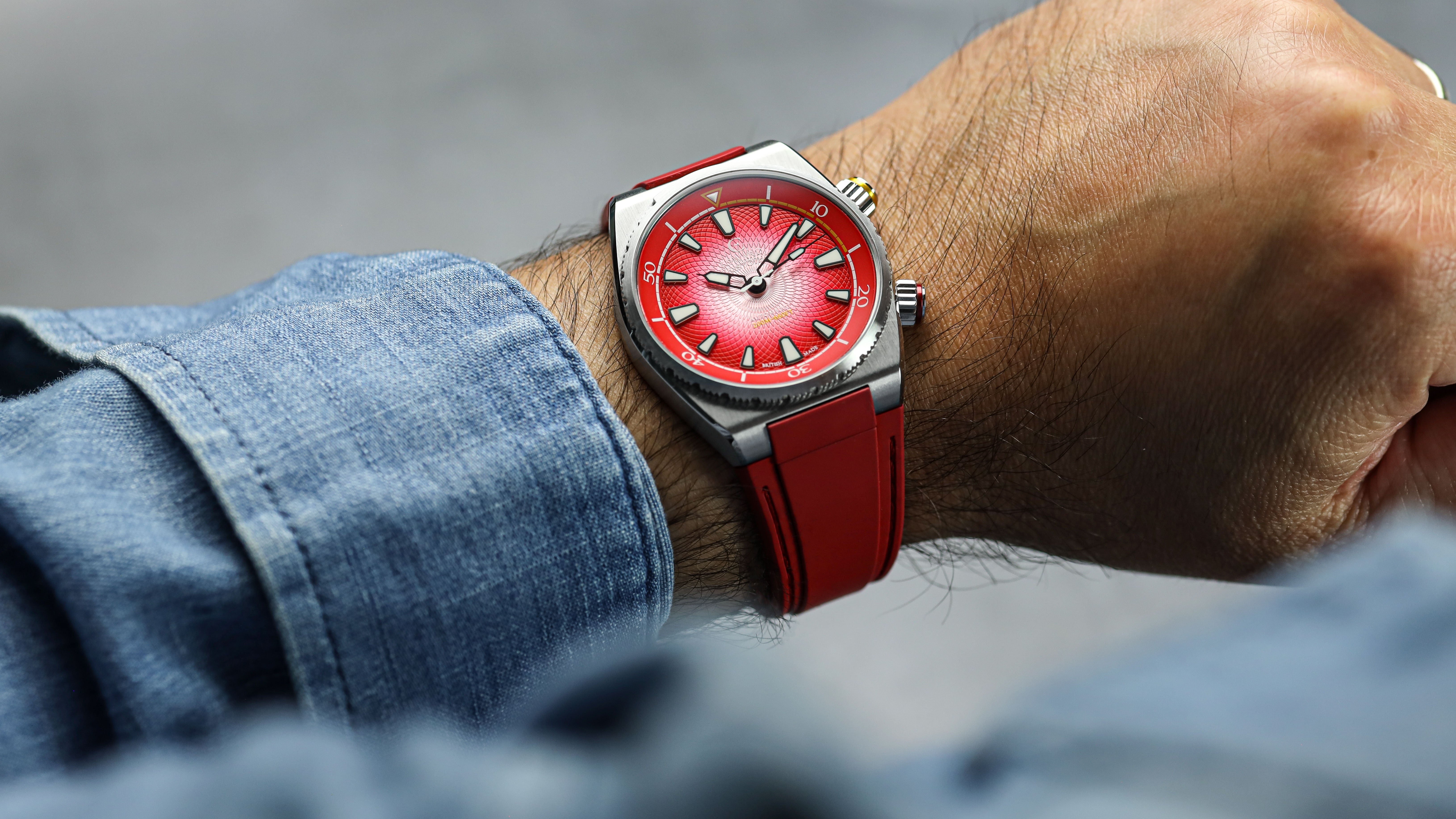 Manta Revelare - Rose Red – Edward Christopher Watches